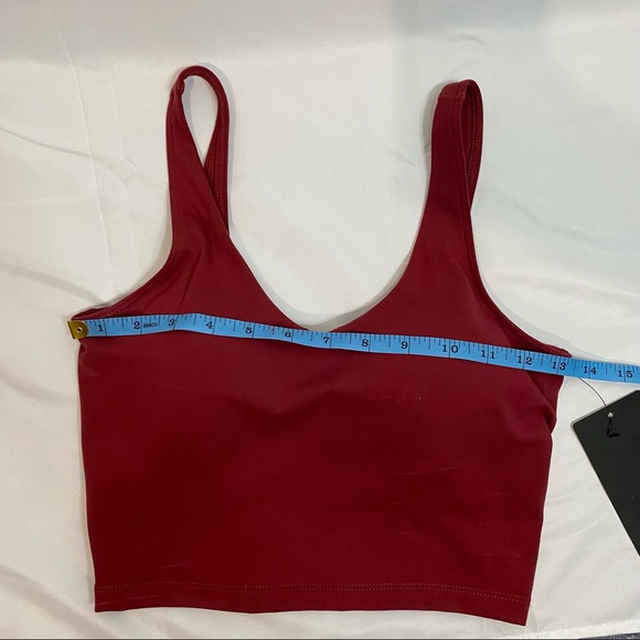 Longline Bra/Cropped Tank. Flexform Athletic Top in Raspbery Red. 90° by Reflex - Picture 12 of 13